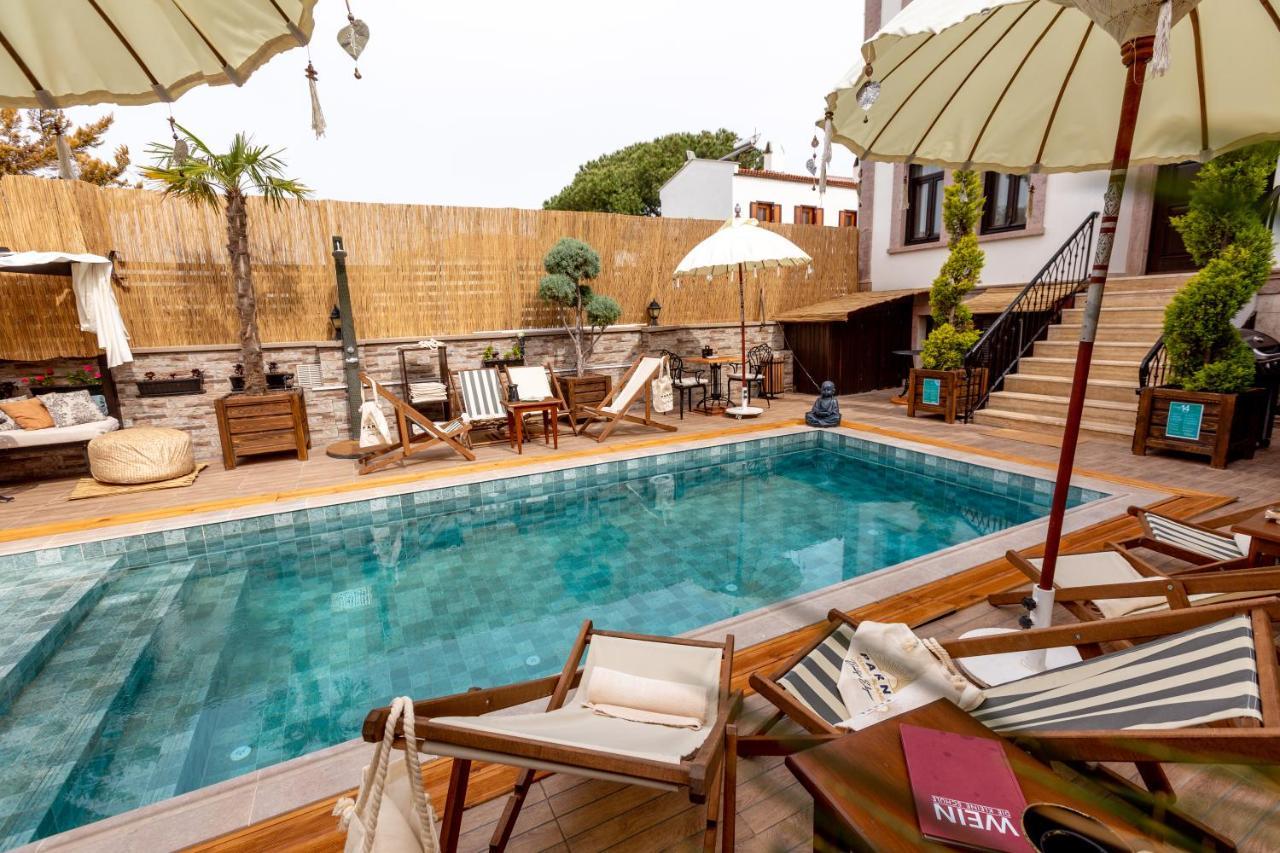 Parna Hotel Cunda Exterior foto