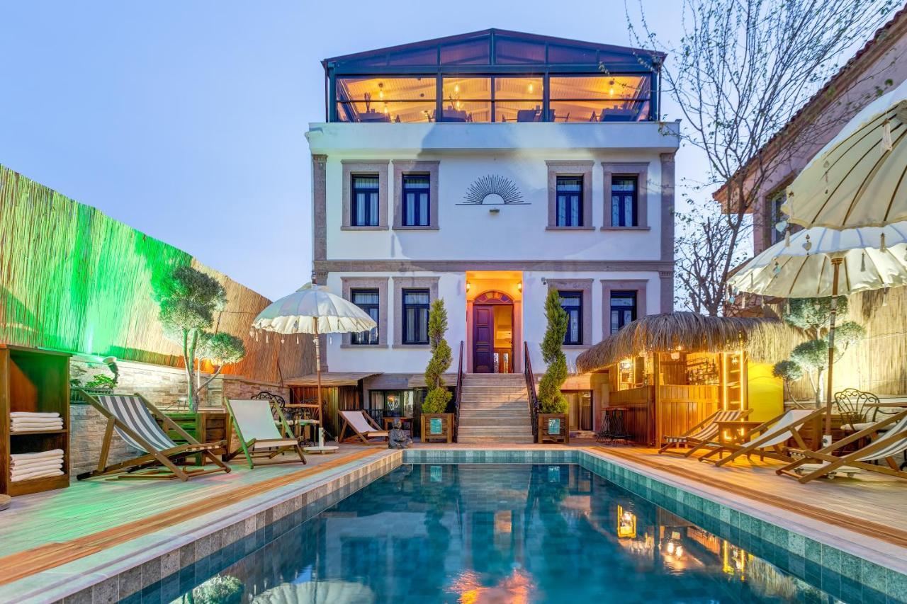 Parna Hotel Cunda Exterior foto
